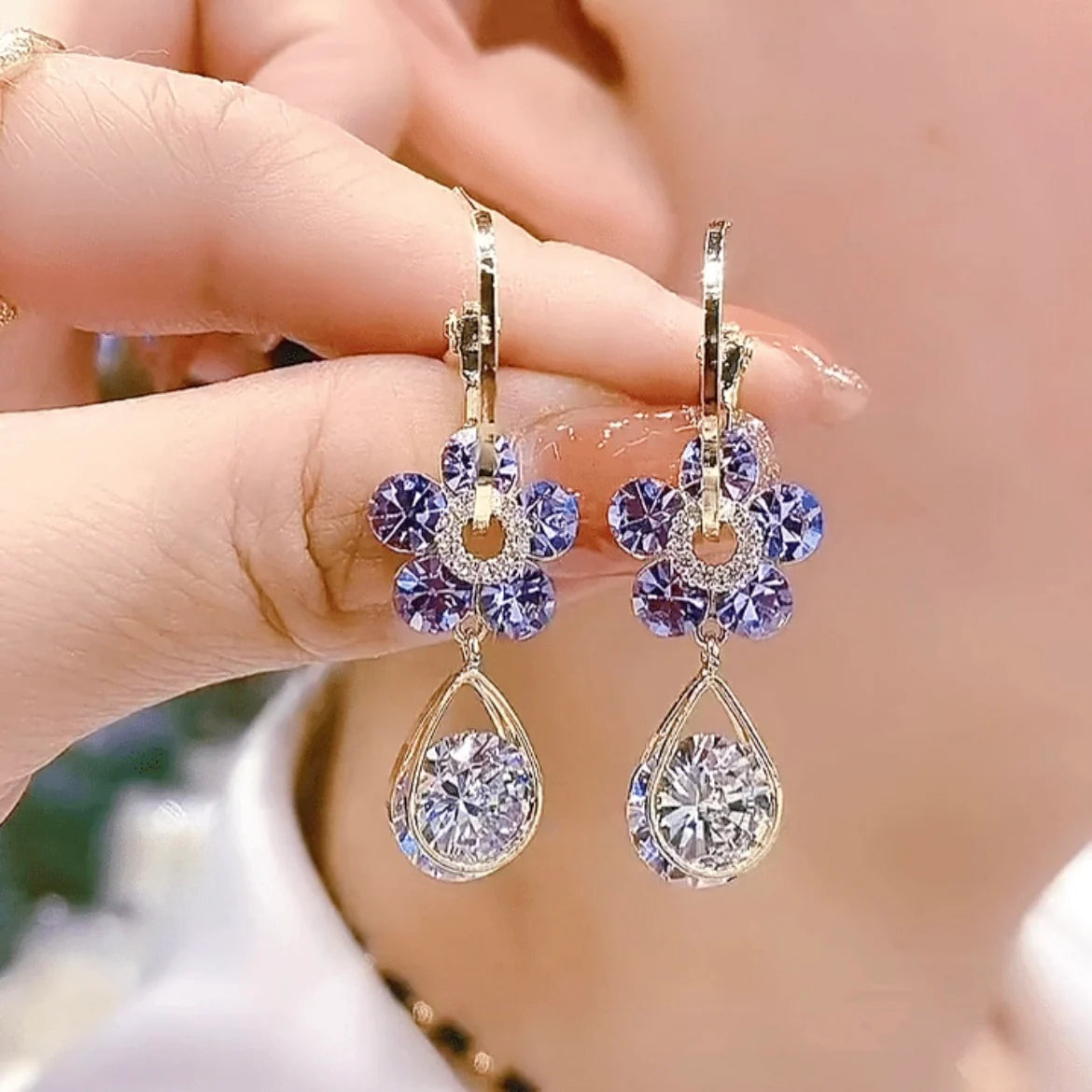 Pendientes flor color morado (50% de descuento por Amor y Amistad)